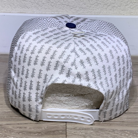 Georgetown Hoyas Hat - Picture 3 of 6